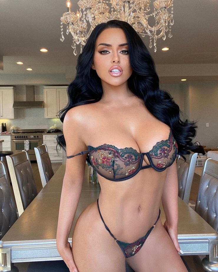 Picture of Abigail Ratchford