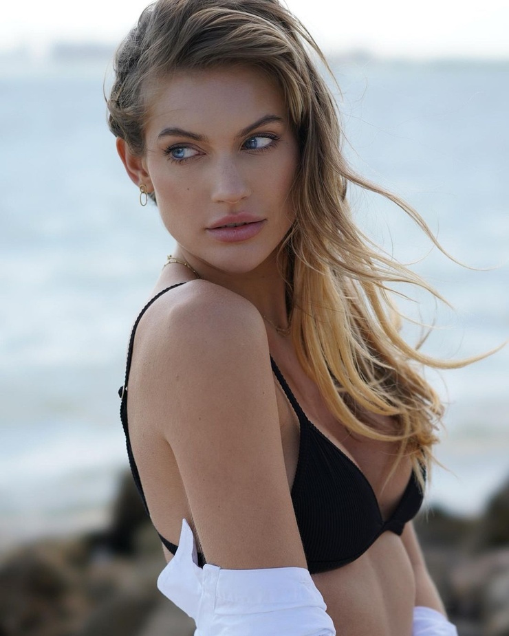 Klaudia K Klaudia K