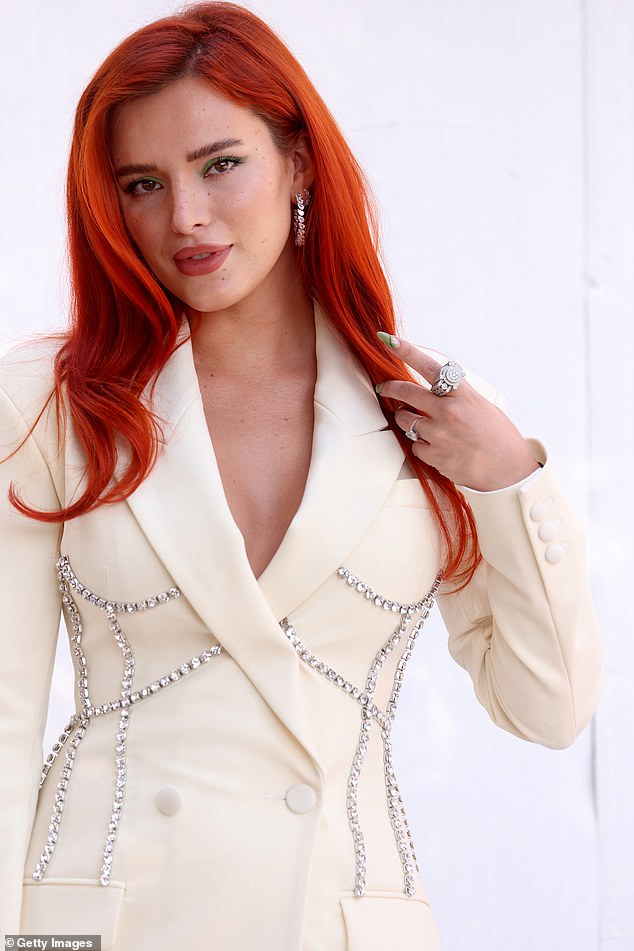 Bella Thorne Bella Thorne