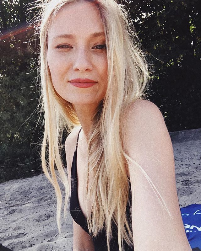 Carolin Niemczyk Carolin Niemczyk
