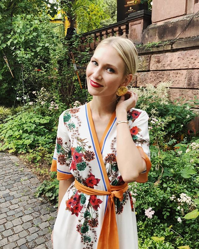 Carolin Niemczyk Carolin Niemczyk
