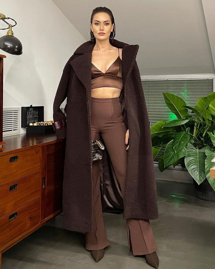 Fahriye Evcen Fahriye Evcen