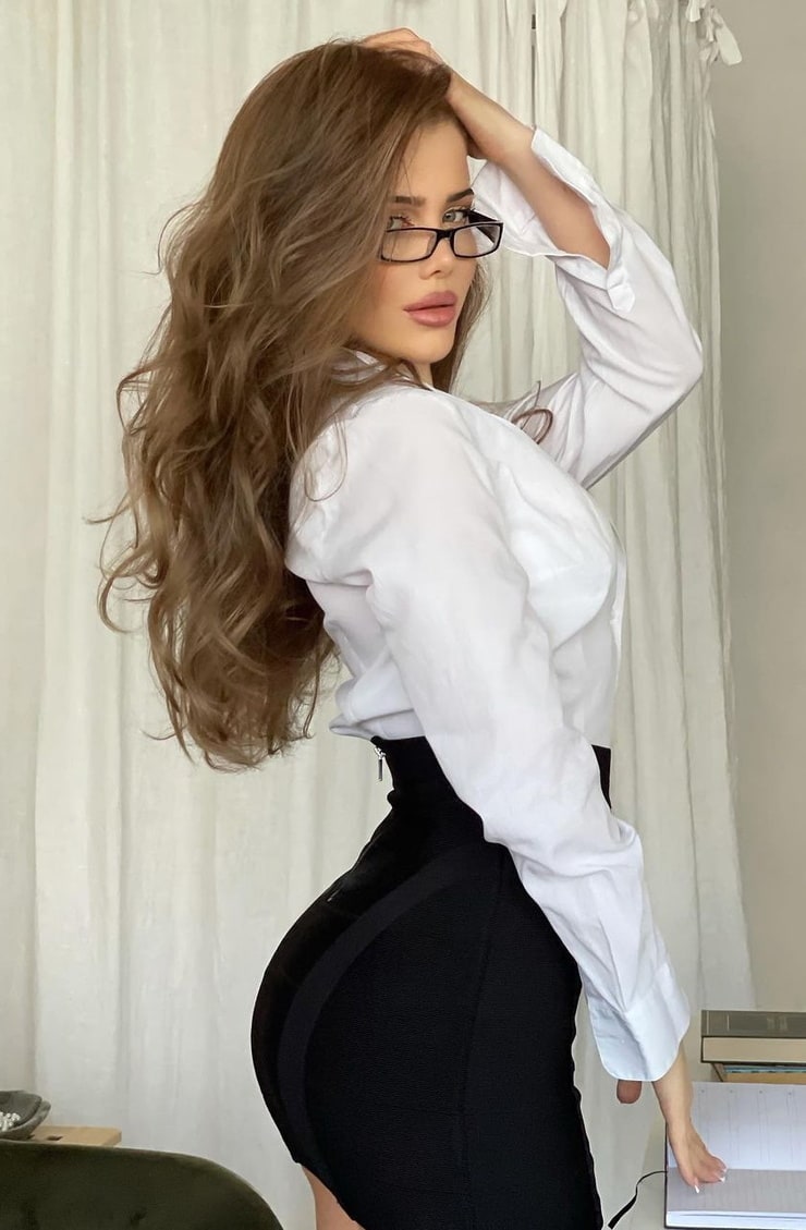 Alexandra D. Alexandra D.