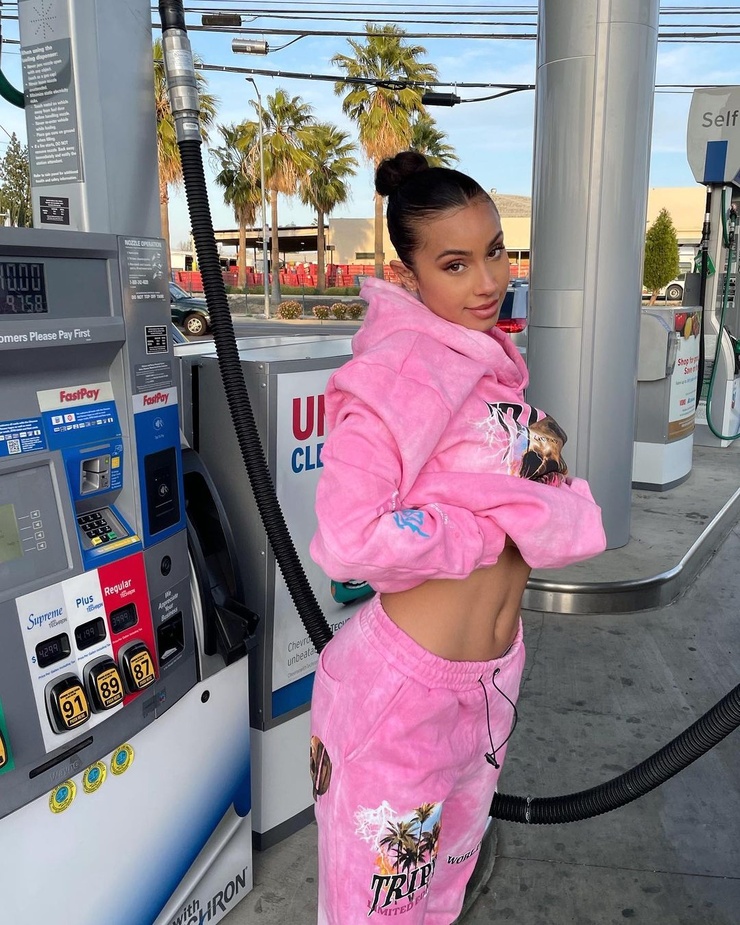 Jasmine Rae