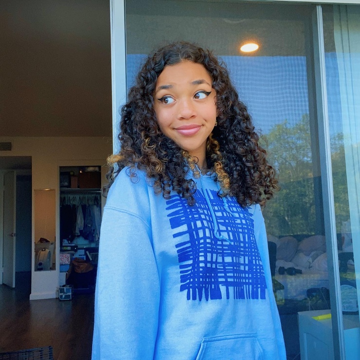 Amara Rose