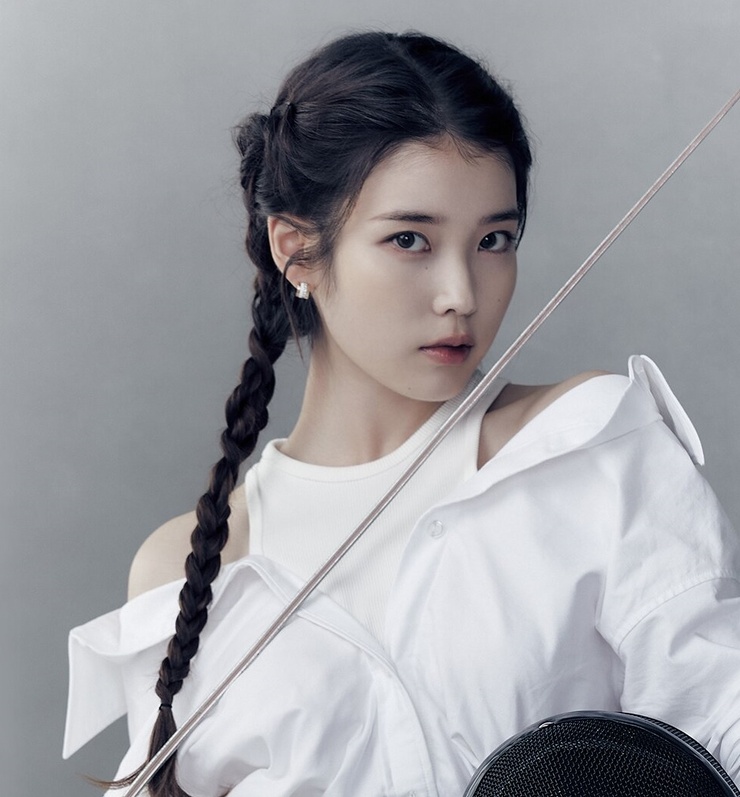 IU