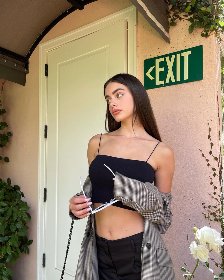 Yael Shelbia Yael Shelbia