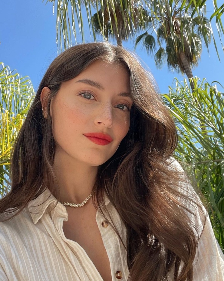 Jessica Clements