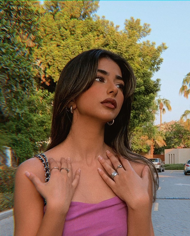 Iffat Marashi