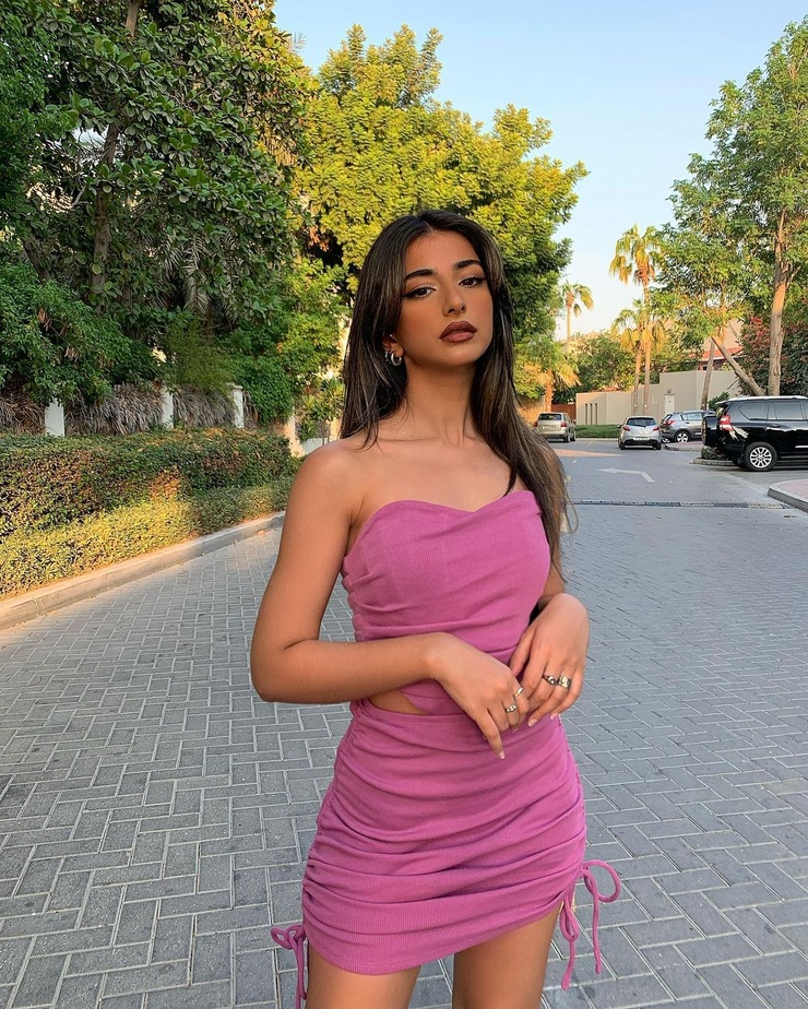 Iffat Marashi