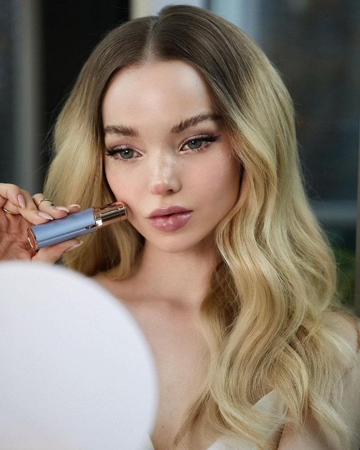 Dove Cameron Dove Cameron