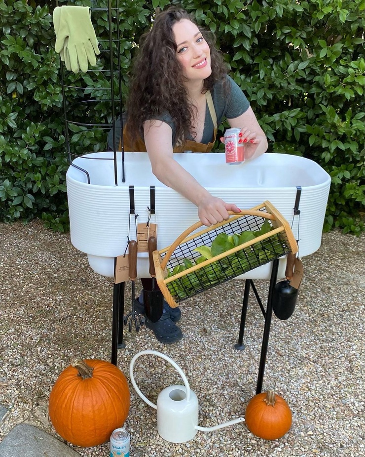 Kat Dennings Kat Dennings