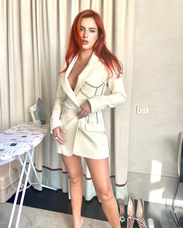 Bella Thorne Bella Thorne
