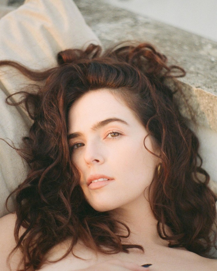 Zoey Deutch