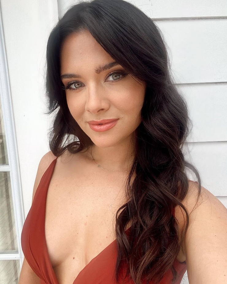 Katie Stevens Katie Stevens