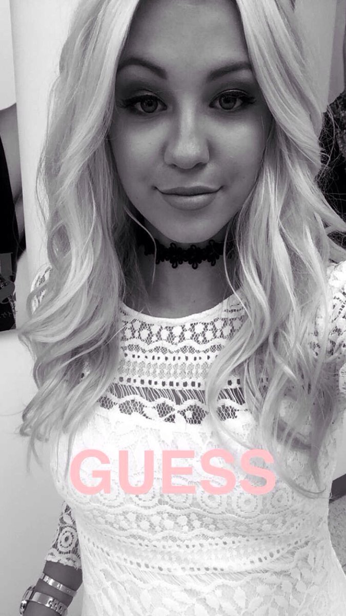 Ava Sambora