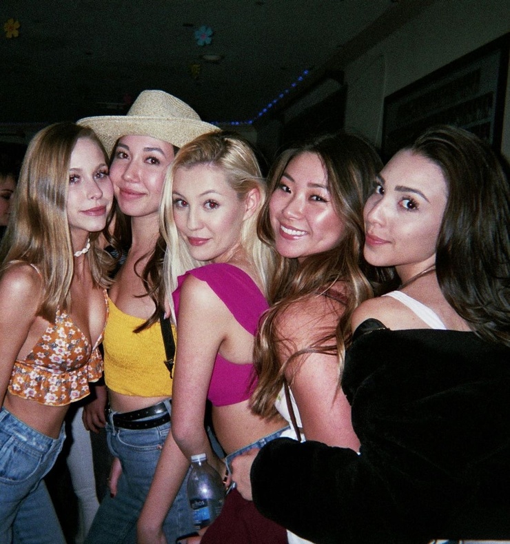 Ava Sambora