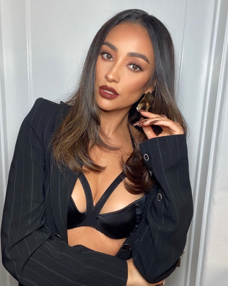 Shay Mitchell Shay Mitchell