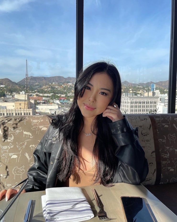 Vickii Chen