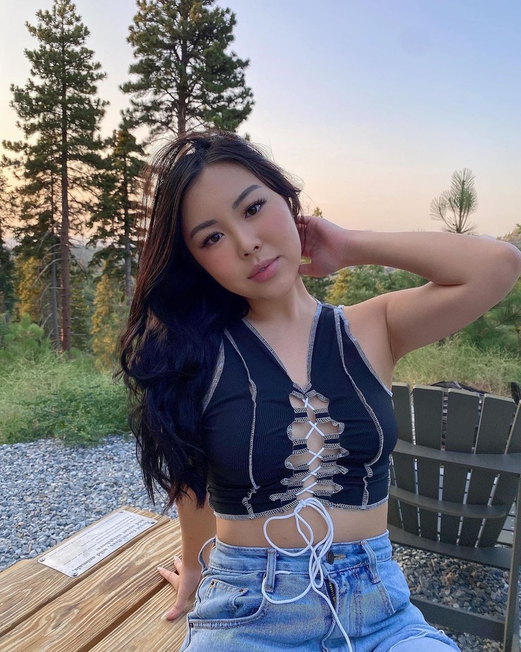 Vickii Chen