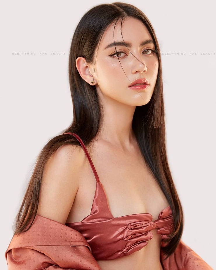 Davika Hoorne