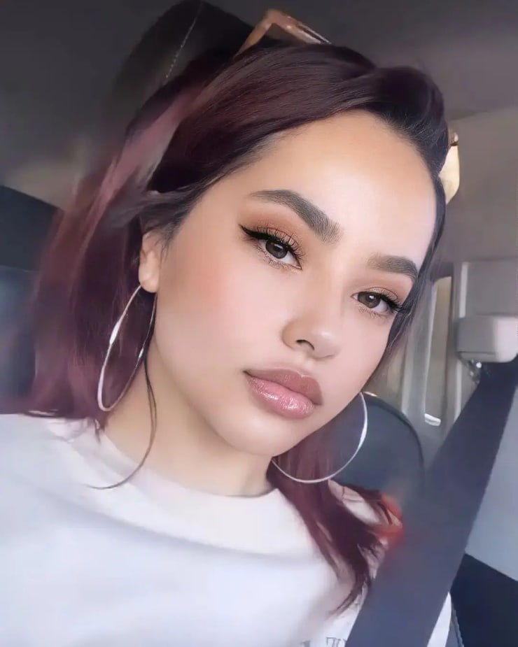 Becky G.