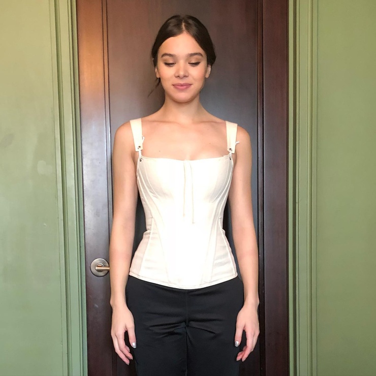 Hailee Steinfeld Hailee Steinfeld