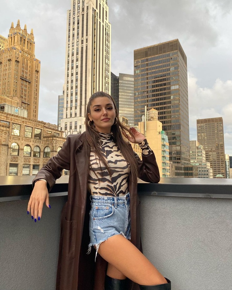 Hande Erçel Hande Erçel