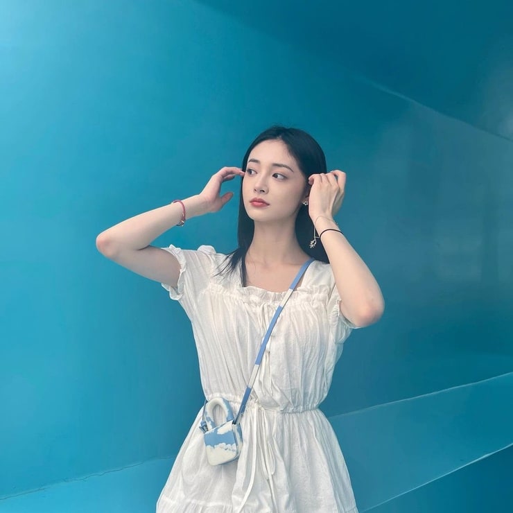 Zhou Jieqiong