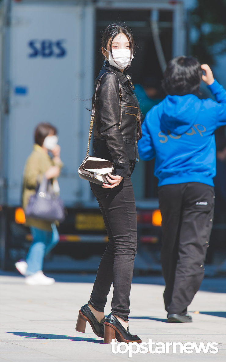 Joy (Park Soo Young)