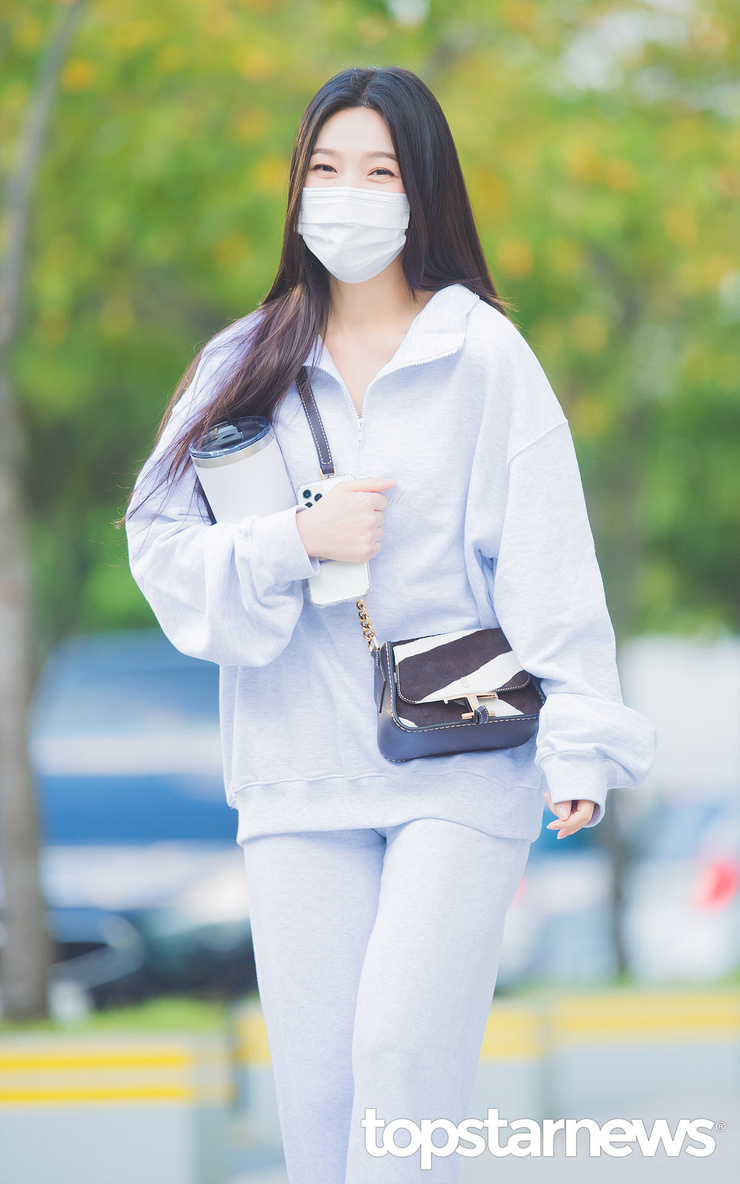 Joy (Park Soo Young)