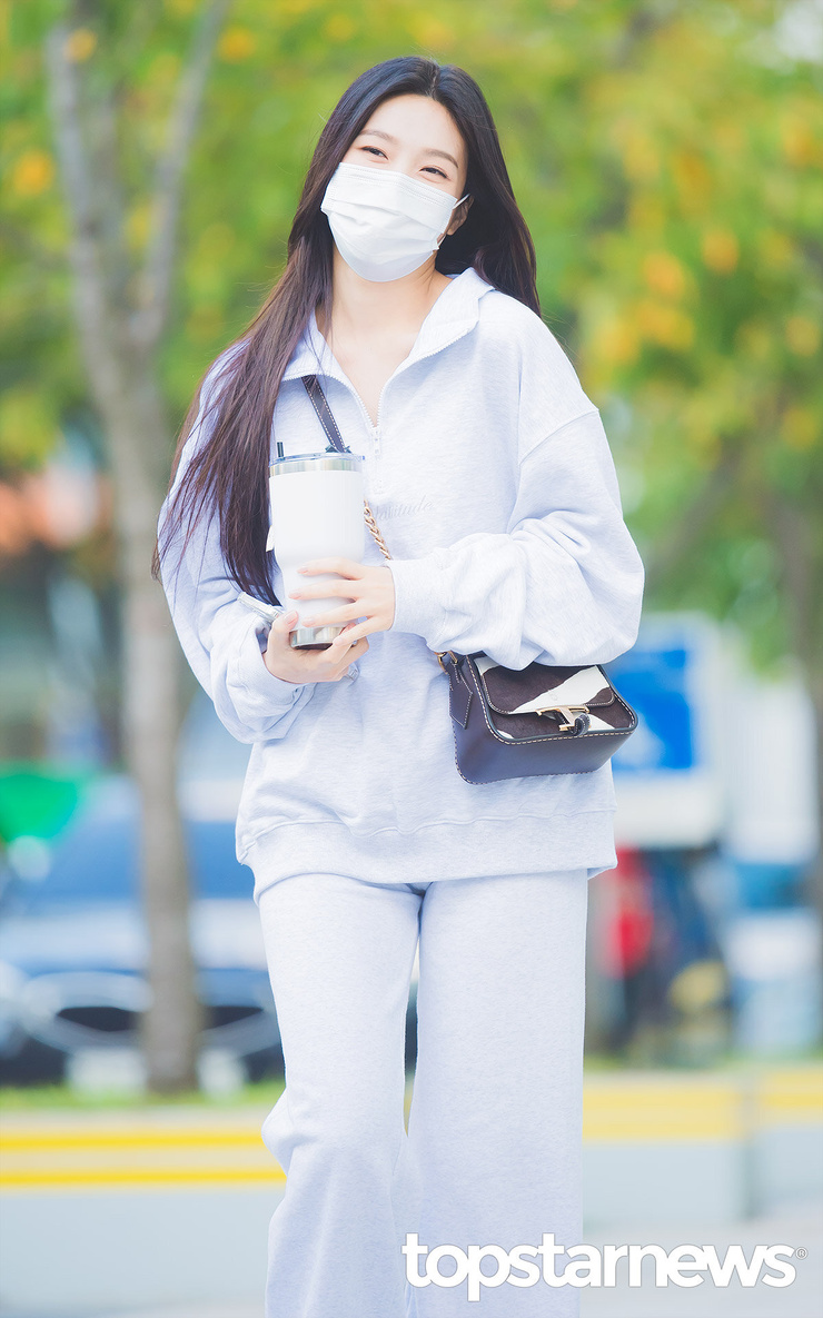 Joy (Park Soo Young)