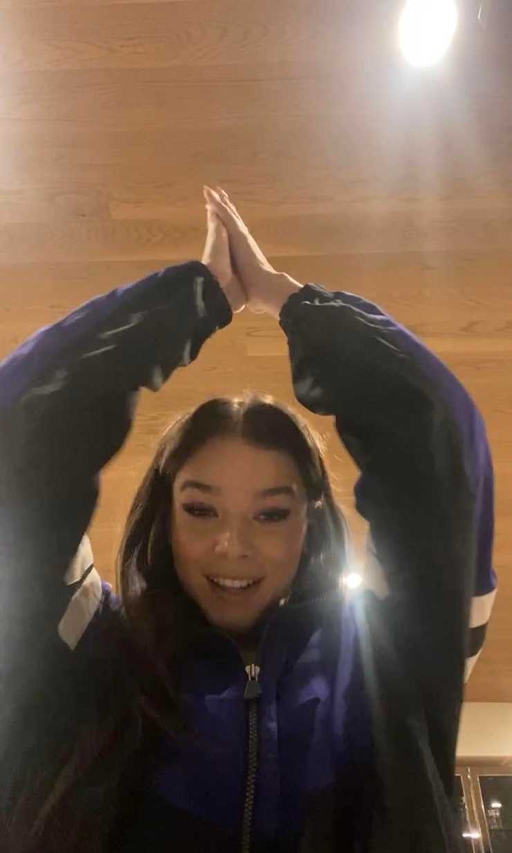 Hailee Steinfeld
