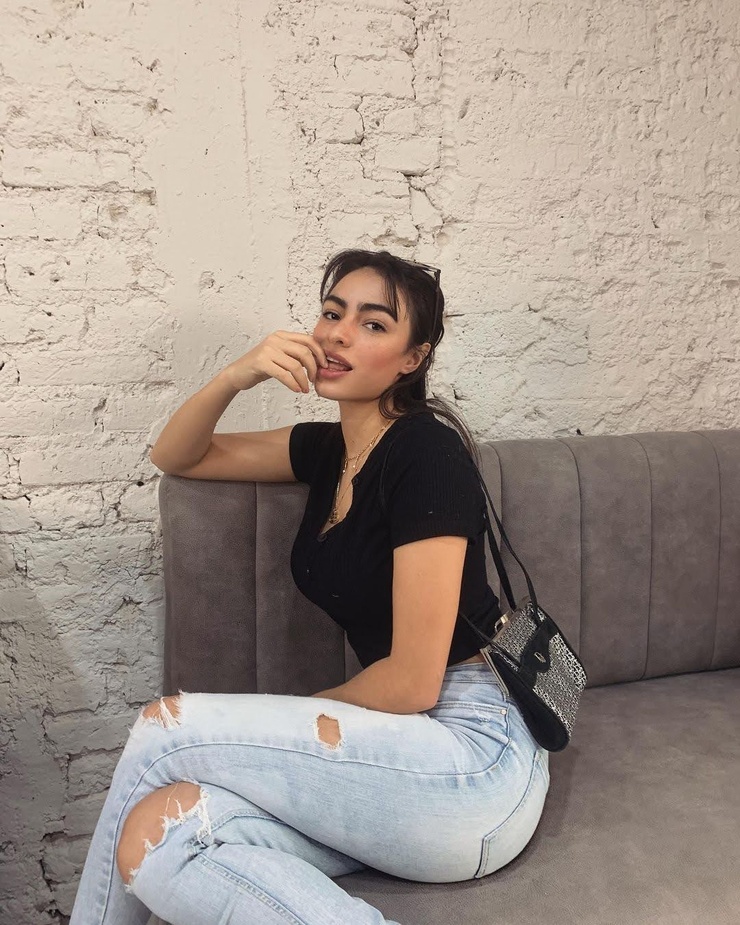 Valentina Buzzurro