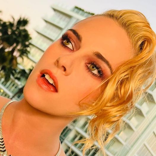 Kristen Stewart Kristen Stewart