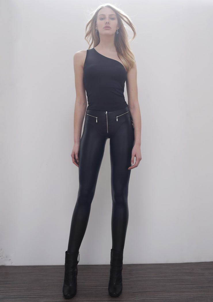 Anna Stock