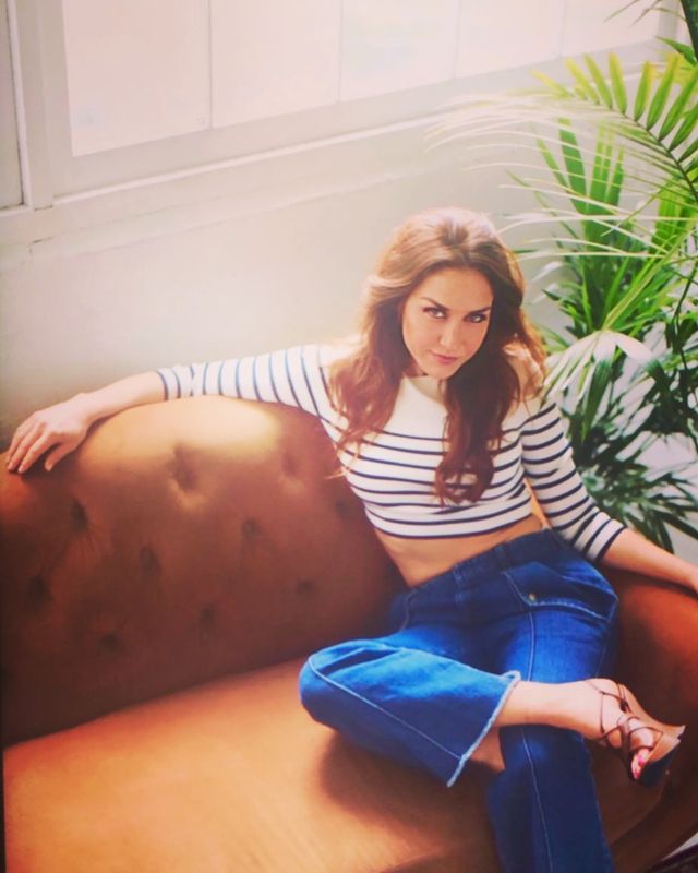 Erin Karpluk Erin Karpluk