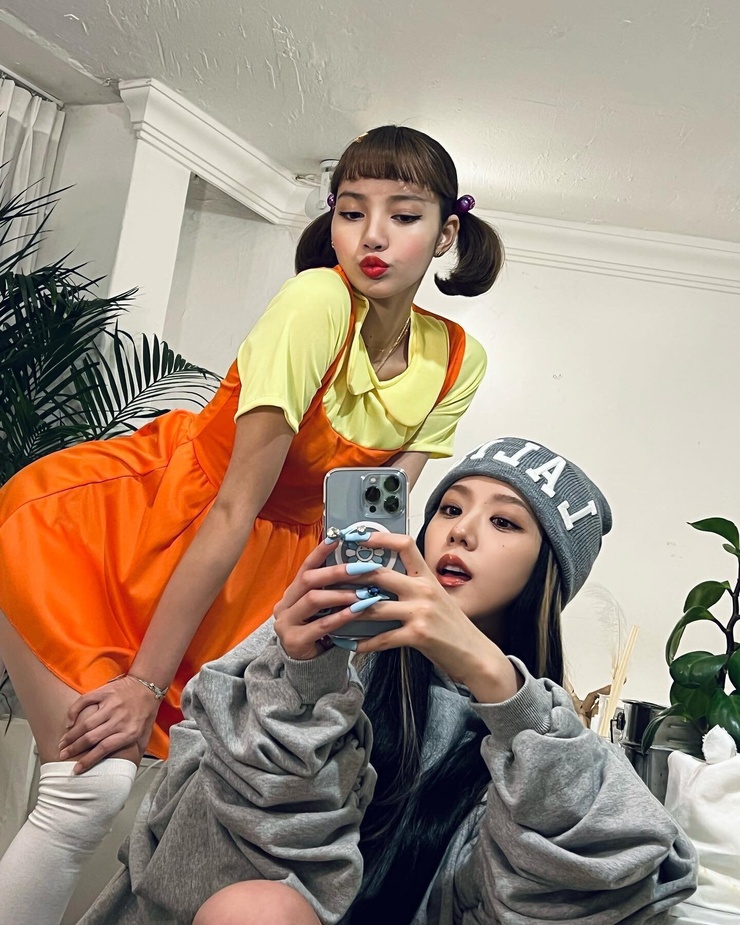Black Pink