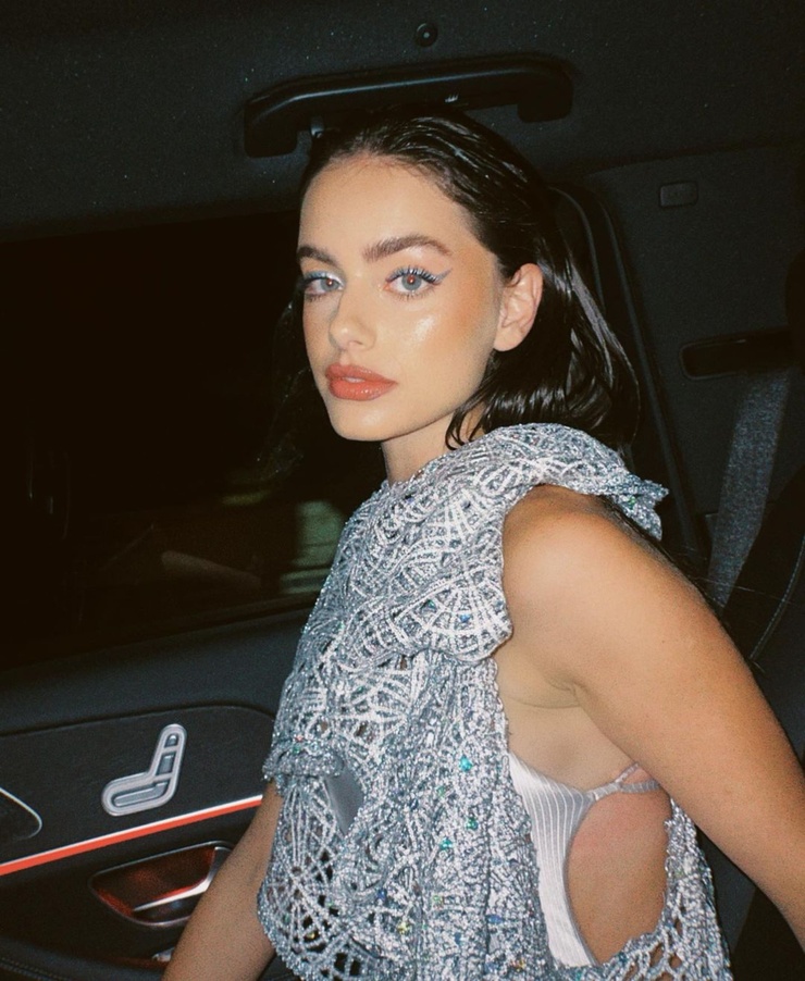 Yael Shelbia Yael Shelbia