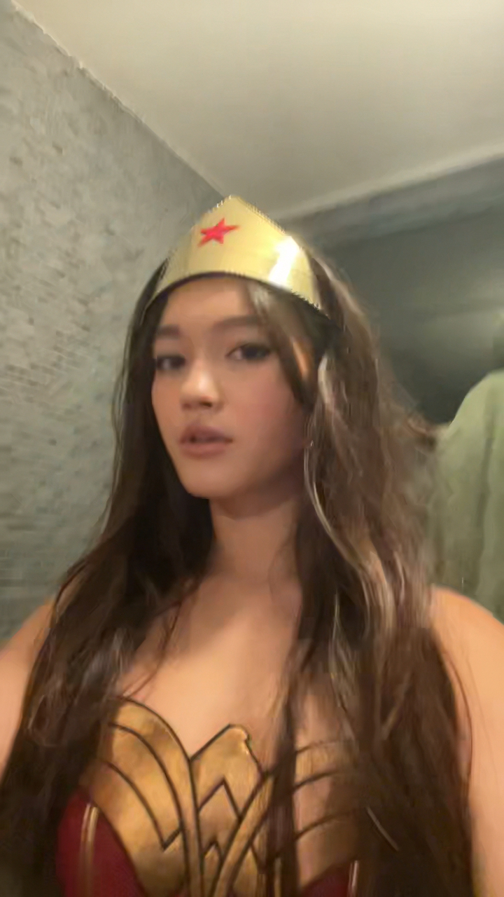 Lily Chee