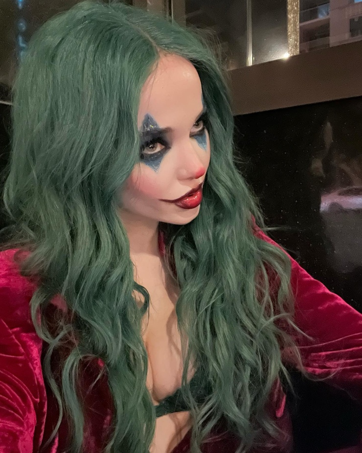 Dove Cameron