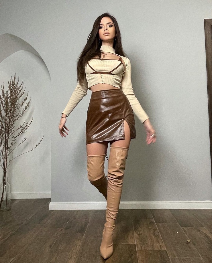 Anastasia Titorenko Anastasia Titorenko