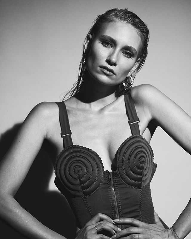 Carolin Niemczyk Carolin Niemczyk