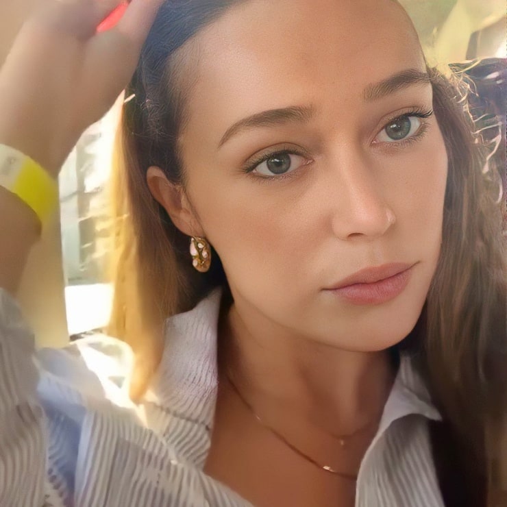 Alycia Debnam Carey