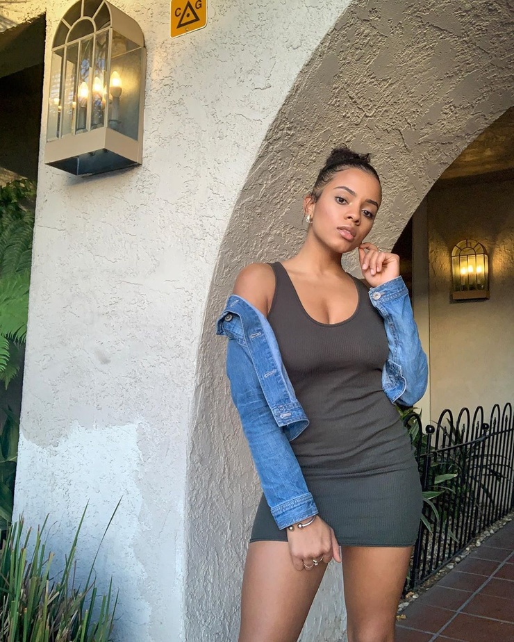 Picture of Efrangeliz Medina