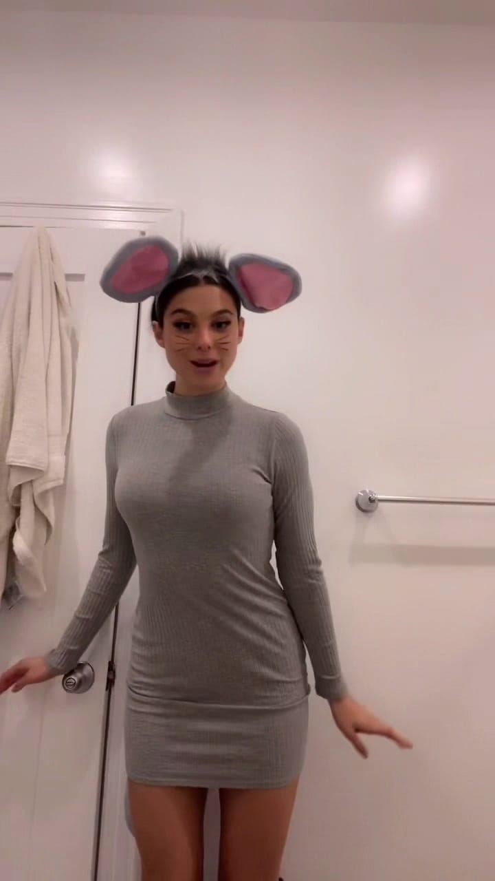 Kira Kosarin