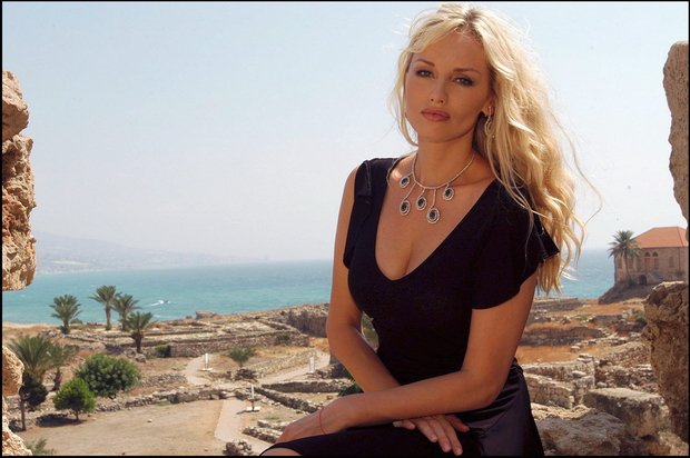 Adriana Karembeu Adriana Karembeu