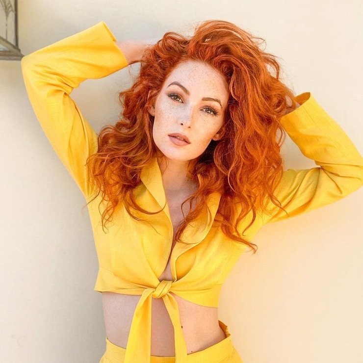 Nicole Simone