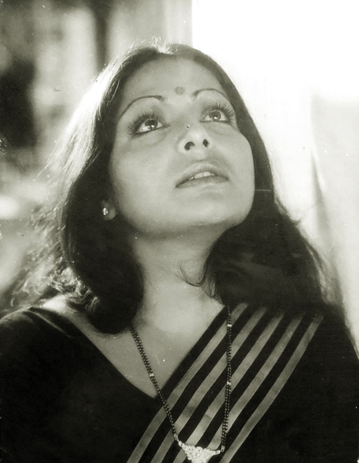 Rakhee Gulzar Rakhee Gulzar