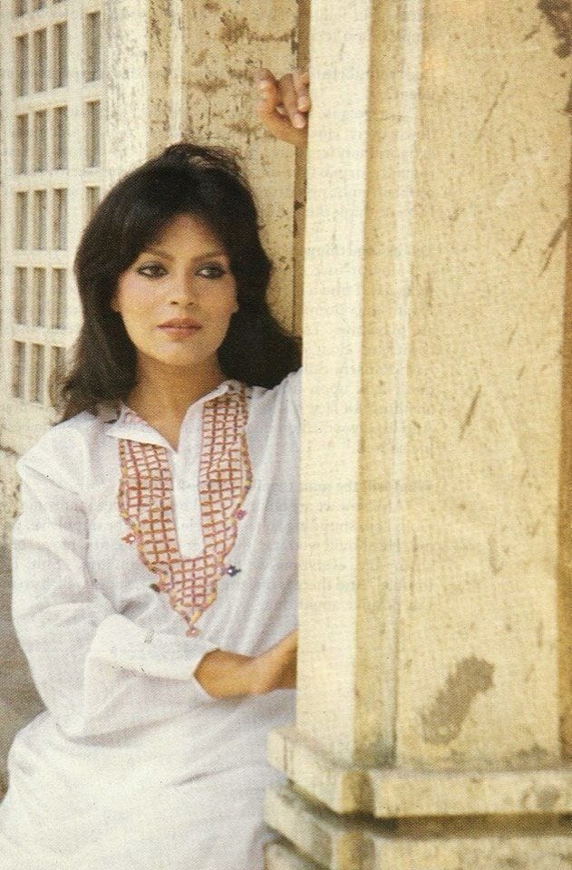 Zeenat Aman picture